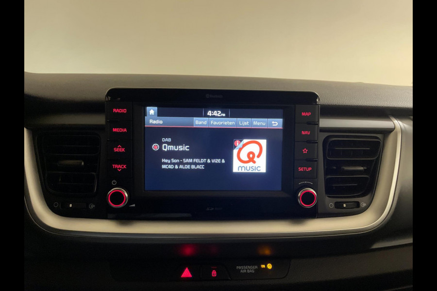Kia Stonic 1.0 T-GDi DynamicLine AIRCO NAVI CRUISE TREKHAAK VELGEN BLUETOOTH MULTI STUUR ZEER NETTE AUTO