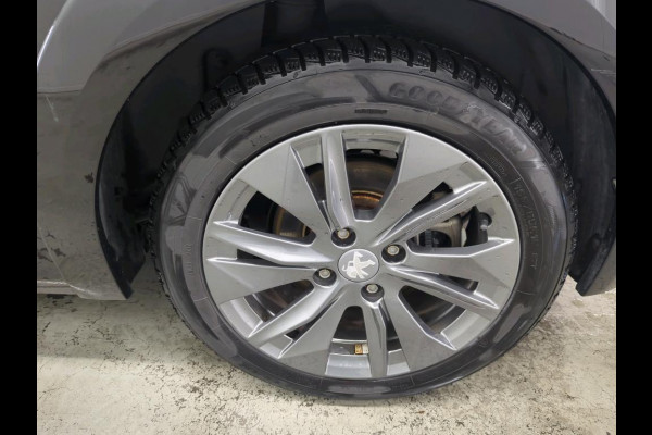 Peugeot e-208 EV Allure Pack 50 kWh Airco ECC Navi Carplay PDC VA + Camera Stoelverwarming Full LED LM Velgen Virtual Cockpit Cruise Control