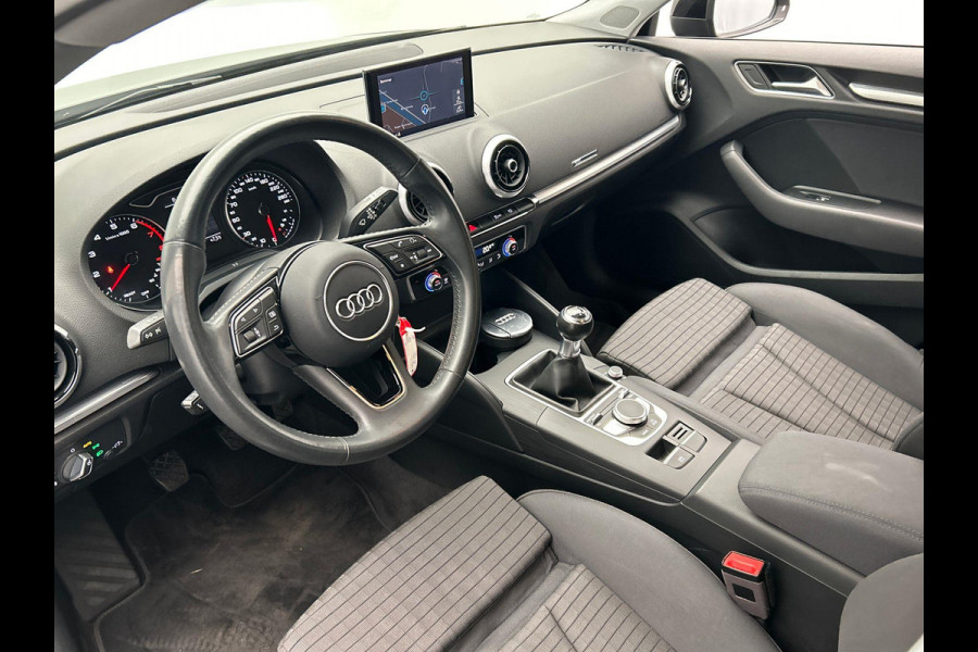 Audi A3 Sportback 30 TFSI Sport Lease Edition Origineel NL Navigatie Climate/control