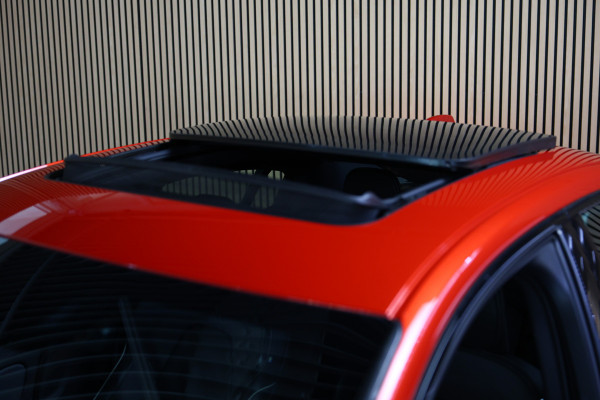 Volvo S60 2.0 T5 Intro Edition R-Design AUT avm 250pk PANO HUD H/K ACC CARPLAY DAB LEER '20