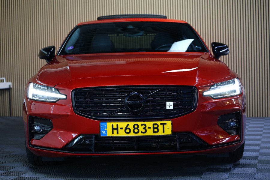 Volvo S60 2.0 T5 Intro Edition R-Design AUT avm 250pk PANO HUD H/K ACC CARPLAY DAB LEER '20