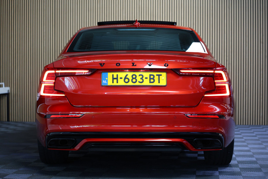Volvo S60 2.0 T5 Intro Edition R-Design AUT avm 250pk PANO HUD H/K ACC CARPLAY DAB LEER '20