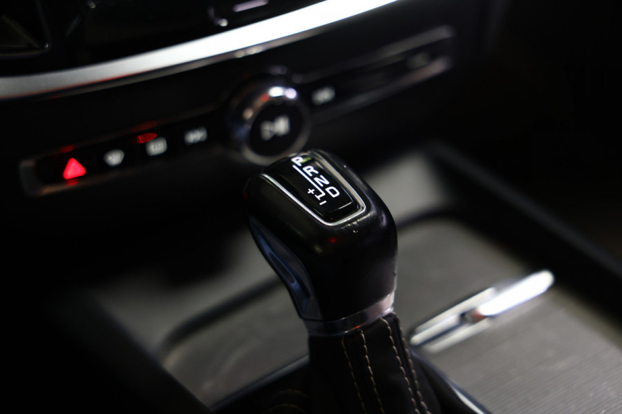 Volvo S60 2.0 T5 Intro Edition R-Design AUT avm 250pk PANO HUD H/K ACC CARPLAY DAB LEER '20