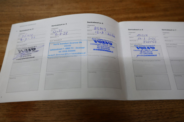 Volvo S60 2.0 T5 Intro Edition R-Design AUT avm 250pk PANO HUD H/K ACC CARPLAY DAB LEER '20