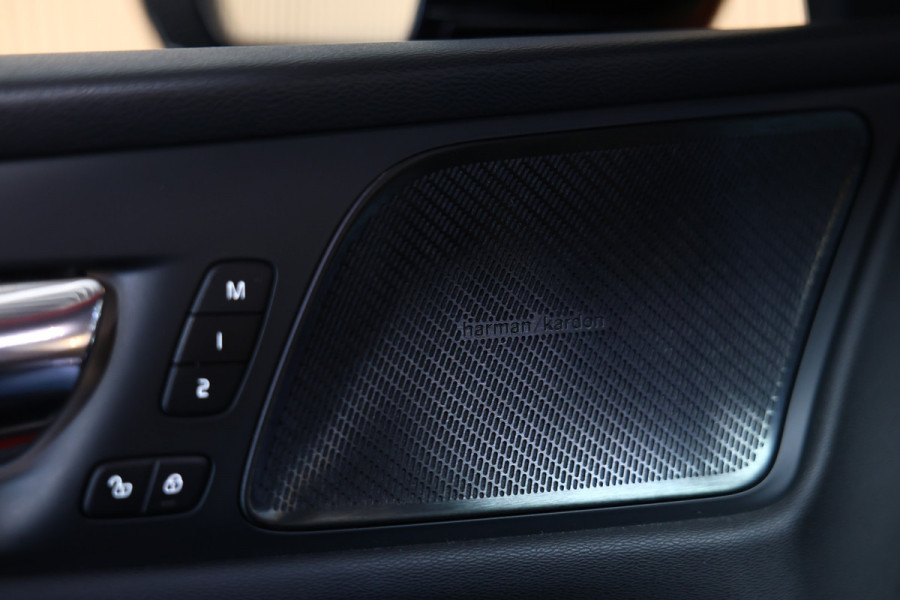 Volvo S60 2.0 T5 Intro Edition R-Design AUT avm 250pk PANO HUD H/K ACC CARPLAY DAB LEER '20