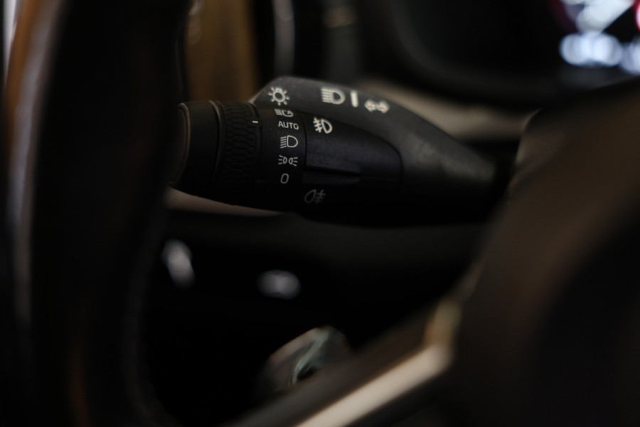 Volvo S60 2.0 T5 Intro Edition R-Design AUT avm 250pk PANO HUD H/K ACC CARPLAY DAB LEER '20