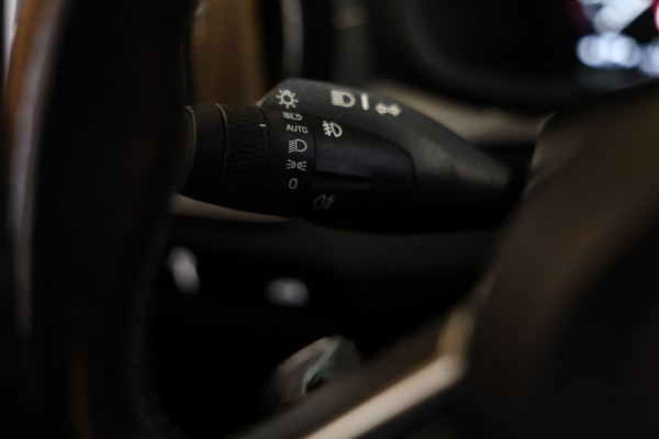 Volvo S60 2.0 T5 Intro Edition R-Design AUT avm 250pk PANO HUD H/K ACC CARPLAY DAB LEER '20