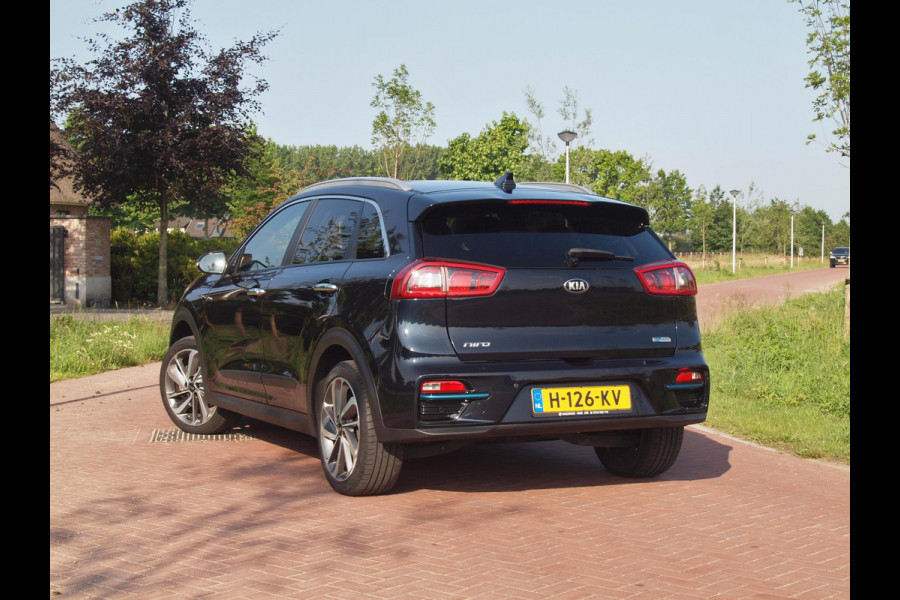 Kia e-Niro ExecutiveLine 64 kWh | Camera | Apple Carplay | Cruise Control | JBL | Leer |