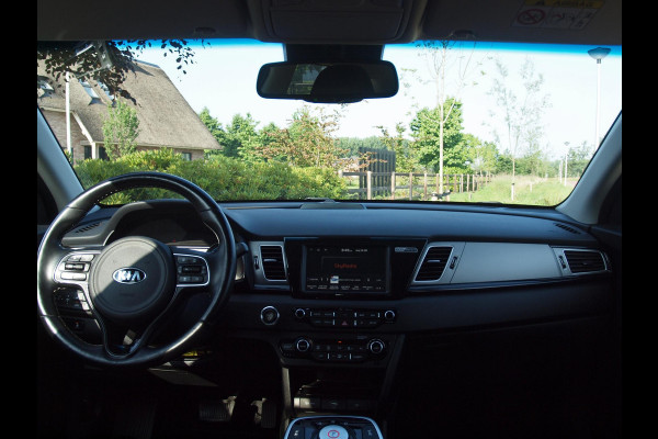 Kia e-Niro ExecutiveLine 64 kWh | Camera | Apple Carplay | Cruise Control | JBL | Leer |