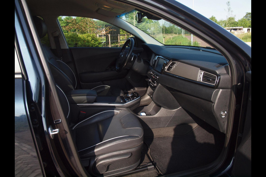 Kia e-Niro ExecutiveLine 64 kWh | Camera | Apple Carplay | Cruise Control | JBL | Leer |