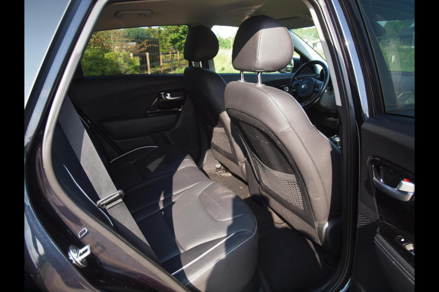 Kia e-Niro ExecutiveLine 64 kWh | Camera | Apple Carplay | Cruise Control | JBL | Leer |