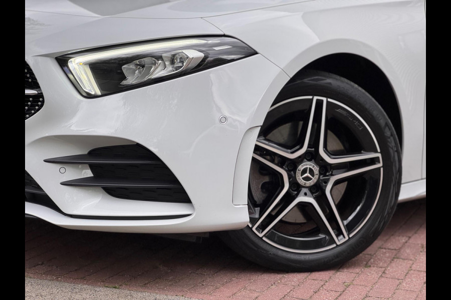 Mercedes-Benz A-Klasse 250 e Business Solution AMG Pano/Sfeer/Camera