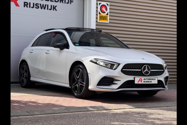 Mercedes-Benz A-Klasse 250 e Business Solution AMG Pano/Sfeer/Camera