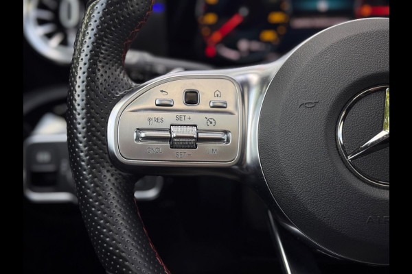 Mercedes-Benz A-Klasse 250 e Business Solution AMG Pano/Sfeer/Camera