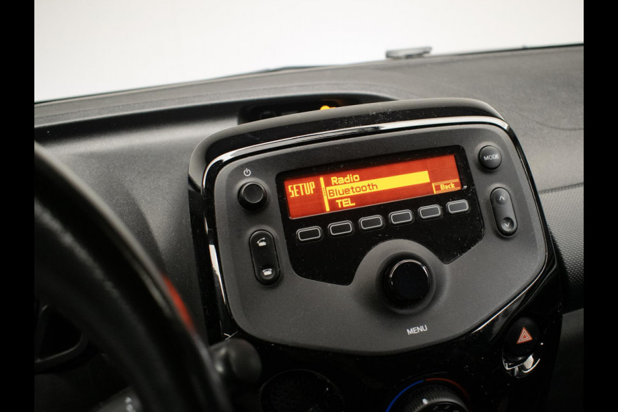 Citroën C1 1.0 VTi Feel 40.000 KM (AIRCO,CRUISE,SPORTSTOELEN,GETINT,NIEUWE APK,NETTESTAAT)