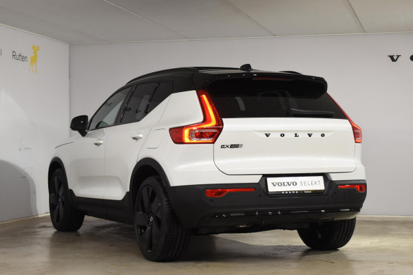 Volvo EX40 252PK Single Motor Ext. Range Plus Black Edition / Extra getint glas / 20'' velgen / Panoramadak / Zwart dak / Harman Kardon / Microtech/Nubuck
