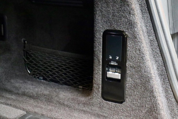 Land Rover Range Rover Sport P550e Autobiography NLAuto|TV Achter|VOL
