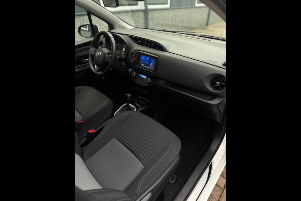 Toyota Yaris 1.5 Hybrid Dynamic Camera CarPlay