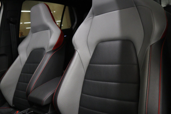 Volkswagen Golf 2.0 TSI GTI CLUBSPORT 45 JAHRE /PANO/AKRA/IQ-LIGHT/NURBURGRING//VOLL