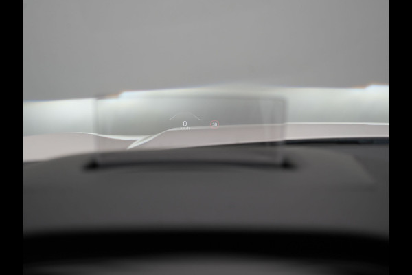 Ford Kuga 2.5 ST-Line Plug In Hybrid 225pk Dealer O.H. PHEV | Trekhaak Af Fabriek | Adaptive Cruise | Head Up | 360 Camera | Sportstoelen & Stuur Verwarmd | Apple Carplay | Keyless | Blis | Virtual | Navigatie | DAB |