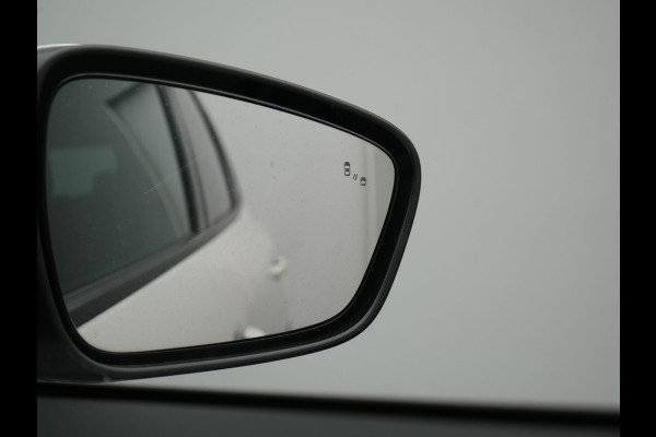 Ford Kuga 2.5 ST-Line Plug In Hybrid 225pk Dealer O.H. PHEV | Trekhaak Af Fabriek | Adaptive Cruise | Head Up | 360 Camera | Sportstoelen & Stuur Verwarmd | Apple Carplay | Keyless | Blis | Virtual | Navigatie | DAB |