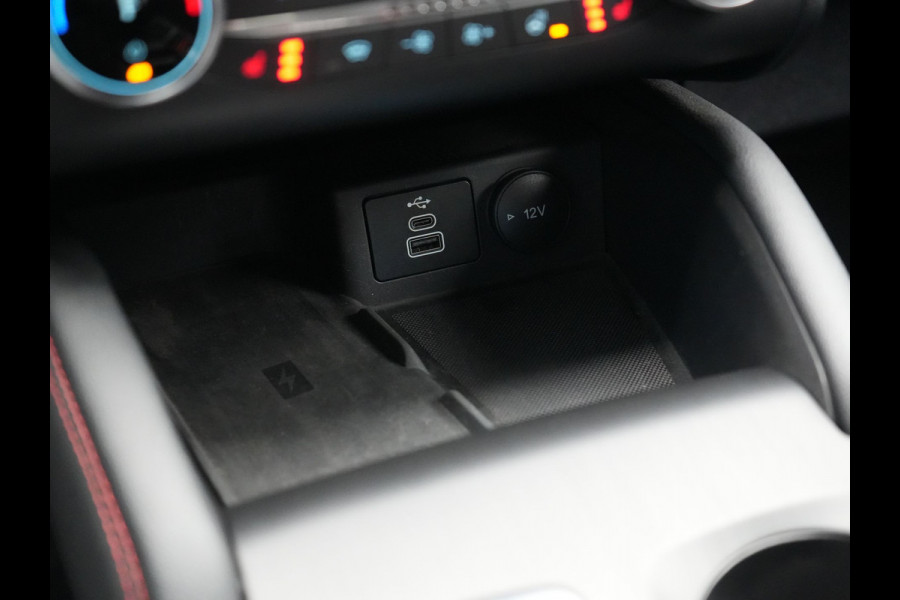 Ford Kuga 2.5 ST-Line Plug In Hybrid 225pk Dealer O.H. PHEV | Trekhaak Af Fabriek | Adaptive Cruise | Head Up | 360 Camera | Sportstoelen & Stuur Verwarmd | Apple Carplay | Keyless | Blis | Virtual | Navigatie | DAB |