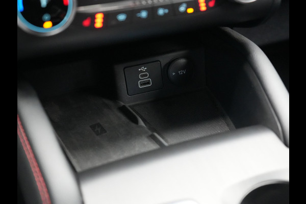 Ford Kuga 2.5 ST-Line Plug In Hybrid 225pk Dealer O.H. PHEV | Trekhaak Af Fabriek | Adaptive Cruise | Head Up | 360 Camera | Sportstoelen & Stuur Verwarmd | Apple Carplay | Keyless | Blis | Virtual | Navigatie | DAB |