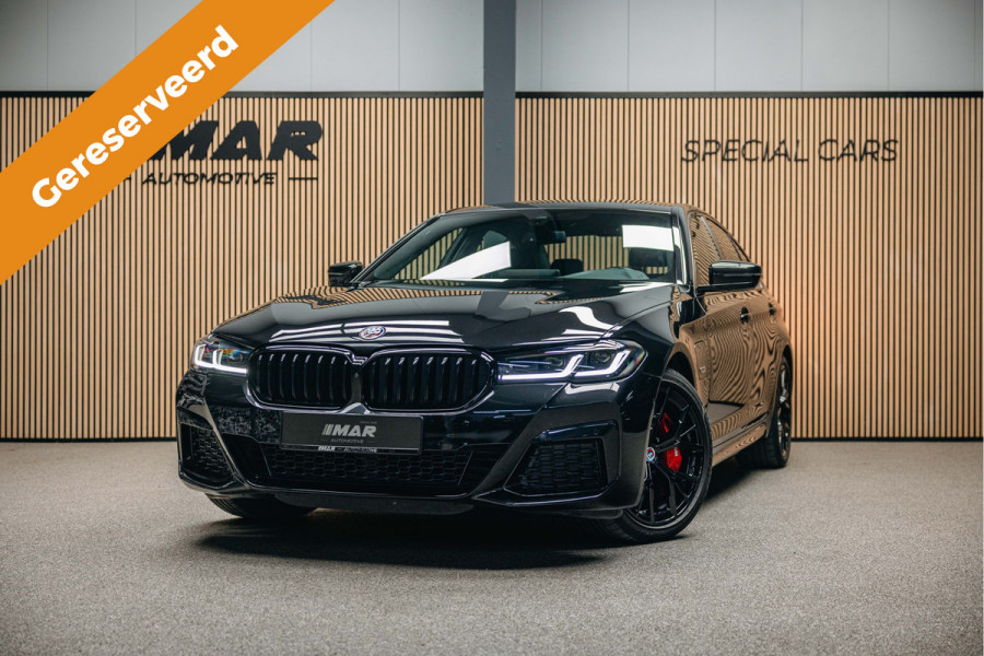 BMW 5 Serie 545e xDrive M pakket | Stoel Verkoeling/verwarming | Harman/Kardon | 360 camera | Luxe stoelen | Alcantara Hemel |