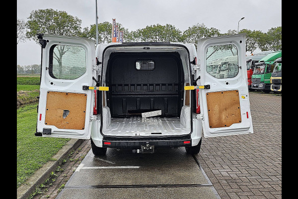 Ford Transit Custom 320 2.0 TDCI L2H1 DC Automaat Navi Cruise Automaat 6 pers