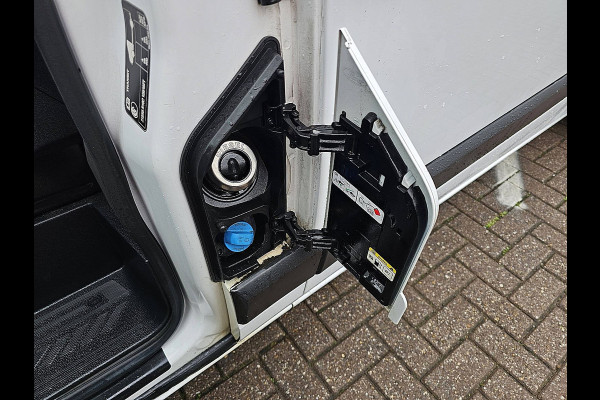 Ford Transit Custom 320 2.0 TDCI L2H1 DC Automaat Navi Cruise Automaat 6 pers