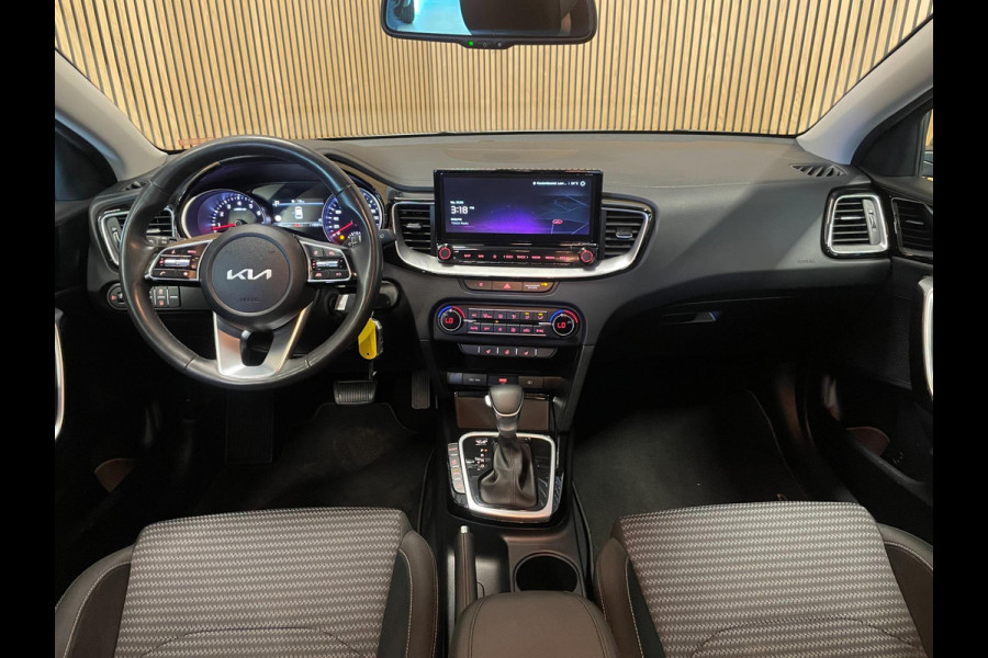Kia Ceed 1.5 T-GDi DynamicLine|161PK|AUTOMAAT|CARPLAY|CAMERA|CRUISE|CLIMATE|STOEL-,STUURVERW.|NAVI|INCL.BTW|1e EIG.|