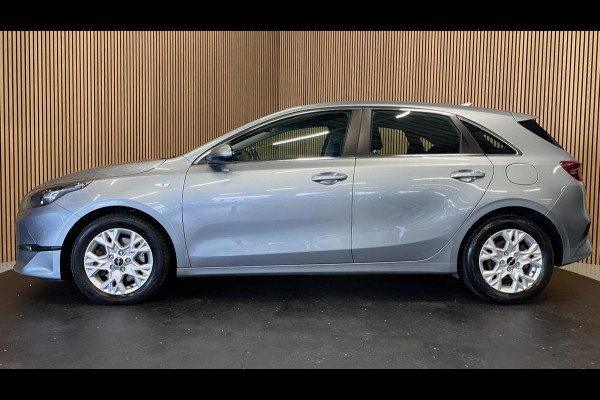 Kia Ceed 1.5 T-GDi DynamicLine|161PK|AUTOMAAT|CARPLAY|CAMERA|CRUISE|CLIMATE|STOEL-,STUURVERW.|NAVI|INCL.BTW|1e EIG.|