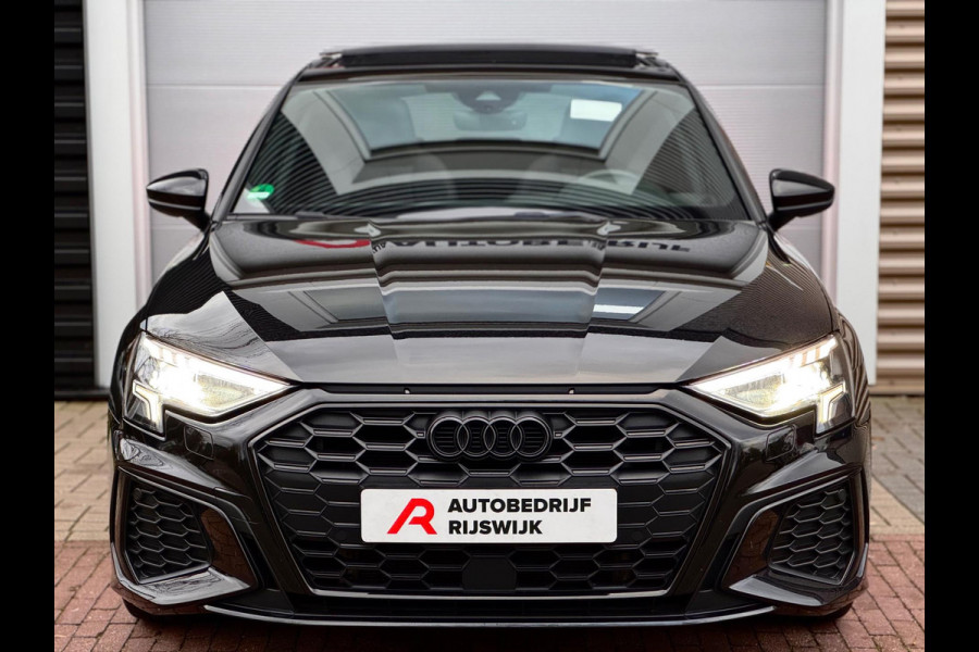 Audi A3 Sportback 45 TFSI e S edition Competition RS zetels/B&O/Pano