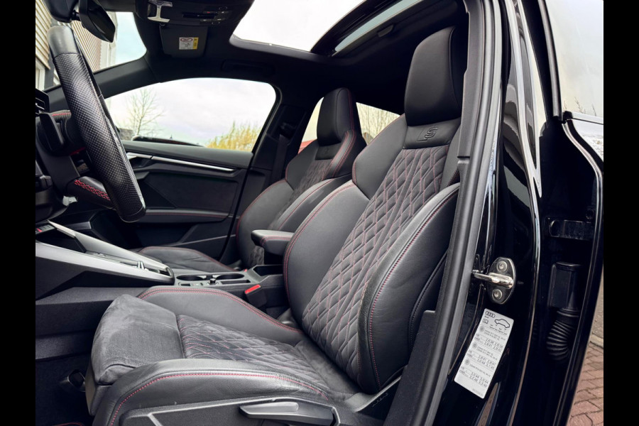 Audi A3 Sportback 45 TFSI e S edition Competition RS zetels/B&O/Pano