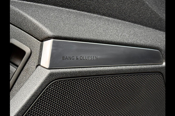 Audi A3 Sportback 45 TFSI e S edition Competition RS zetels/B&O/Pano