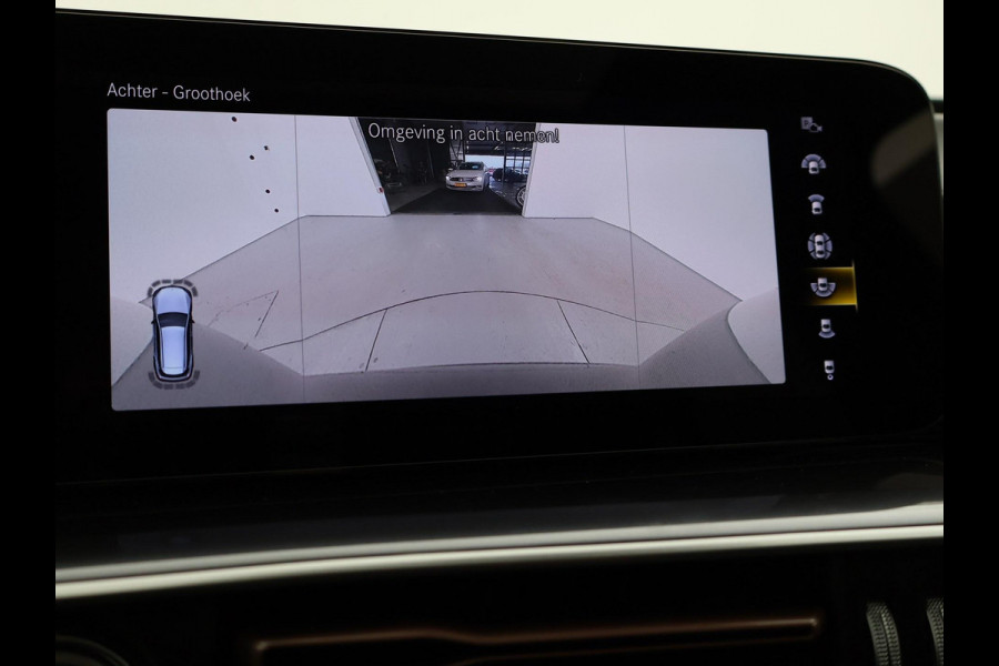 Mercedes-Benz EQC 400 4MATIC 408 PK AMG LINE + 21 INCH | SCHUIFDAK | HEAD-UP | TREKHAAK | 360 CAMERA | SFEERVERLICHTING