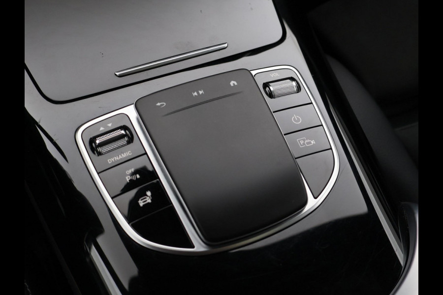 Mercedes-Benz EQC 400 4MATIC 408 PK AMG LINE + 21 INCH | SCHUIFDAK | HEAD-UP | TREKHAAK | 360 CAMERA | SFEERVERLICHTING