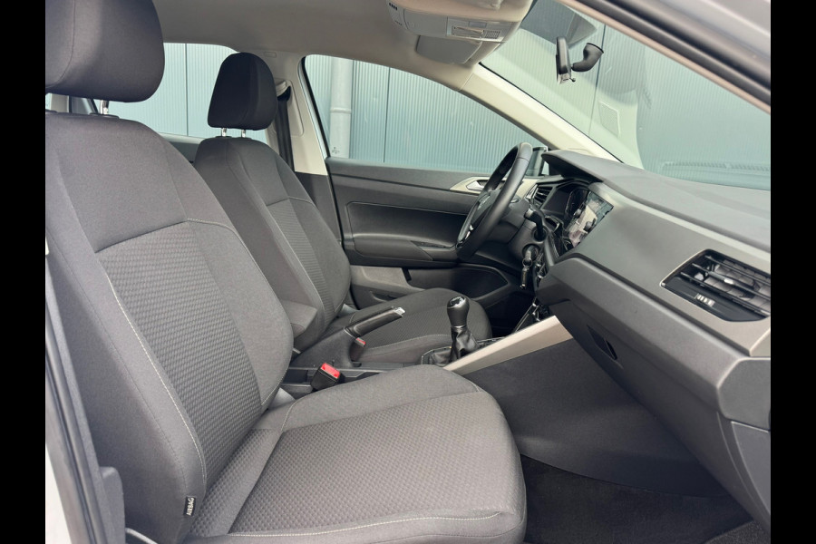 Volkswagen Polo 1.0 TSI Comfortline * Virtual Cockpit * Navigatie * Parkeersensoren * Adaptieve Cruise Control *