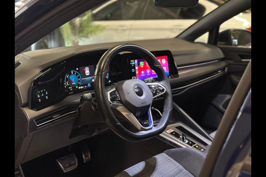 Volkswagen Golf 1.4 eHybrid GTE|PANO|HEADUP|BOMVOL!