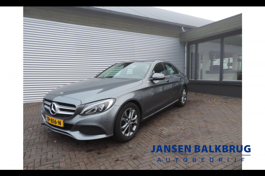 Mercedes-Benz C-Klasse 180 Business Solution LAGE KM