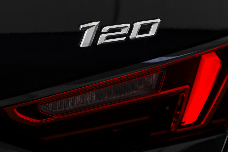 BMW 1-serie 120 M Sport (Nieuw Model) - Automaat | Dig. Cockpit | Adapt. Cruise | Stoelverw. | PDC | Camera | NAV + App. Connect | ECC | DAB | LM 18" | 0268