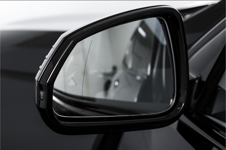 BMW 1-serie 120 M Sport (Nieuw Model) - Automaat | Dig. Cockpit | Adapt. Cruise | Stoelverw. | PDC | Camera | NAV + App. Connect | ECC | DAB | LM 18" | 0268