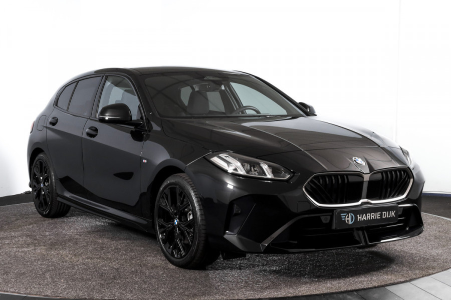 BMW 1-serie 120 M Sport (Nieuw Model) - Automaat | Dig. Cockpit | Adapt. Cruise | Stoelverw. | PDC | Camera | NAV + App. Connect | ECC | DAB | LM 18" | 0268