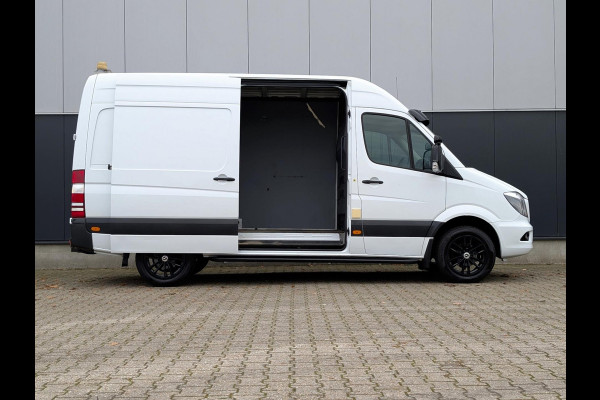 Mercedes-Benz Sprinter 316 160PK RWD 3500KG TREKHAAK AIRCO STANDKACHEL L2H2