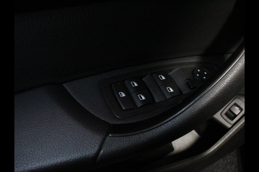 BMW X2 xDrive25e M-Sport X-Drive Automaat PHEV | Navigatie | Climate Control | Cruise Control | Elektrische Achterklep | Elektrische Achterklep | DAB | LED