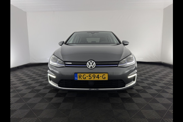 Volkswagen E-Golf {SOH-100%) Aut.* LUXURY-LEATHER | FULL-LED | NAVI-FULLMAP | CAMERA | HEATED-SPORTSEATS | ECC | PDC | CARPLAY | CRUISE | PRIVACY-GLASS | DIGI-COCKPIT | AMBIENT-LIGHT | CCS-FASTLOADER | 19''ALU*