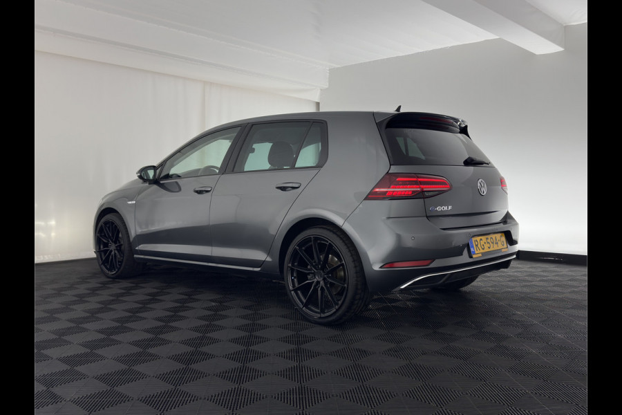 Volkswagen E-Golf {SOH-100%) Aut.* LUXURY-LEATHER | FULL-LED | NAVI-FULLMAP | CAMERA | HEATED-SPORTSEATS | ECC | PDC | CARPLAY | CRUISE | PRIVACY-GLASS | DIGI-COCKPIT | AMBIENT-LIGHT | CCS-FASTLOADER | 19''ALU*