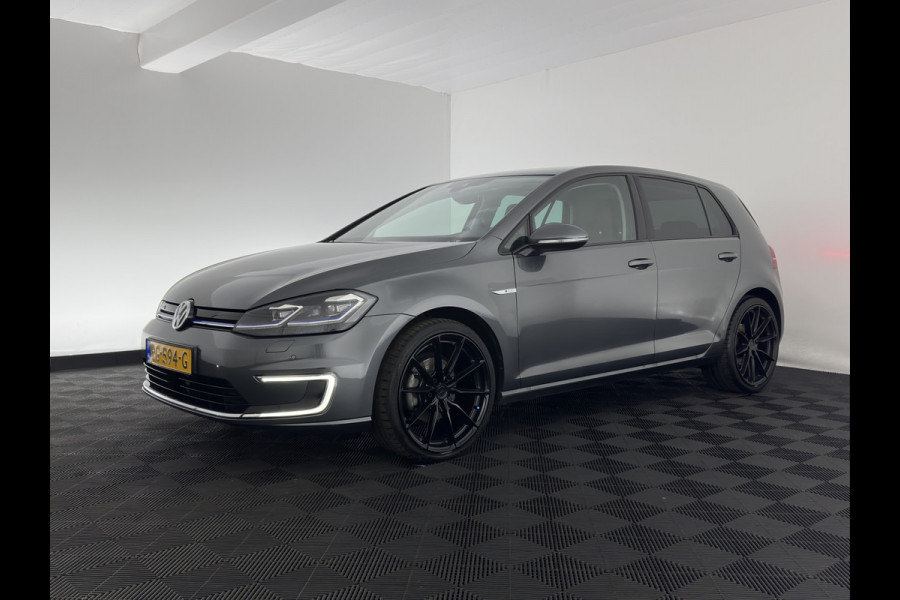 Volkswagen E-Golf {SOH-100%) Aut.* LUXURY-LEATHER | FULL-LED | NAVI-FULLMAP | CAMERA | HEATED-SPORTSEATS | ECC | PDC | CARPLAY | CRUISE | PRIVACY-GLASS | DIGI-COCKPIT | AMBIENT-LIGHT | CCS-FASTLOADER | 19''ALU*