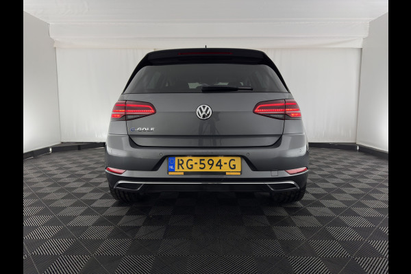 Volkswagen E-Golf {SOH-100%) Aut.* LUXURY-LEATHER | FULL-LED | NAVI-FULLMAP | CAMERA | HEATED-SPORTSEATS | ECC | PDC | CARPLAY | CRUISE | PRIVACY-GLASS | DIGI-COCKPIT | AMBIENT-LIGHT | CCS-FASTLOADER | 19''ALU*