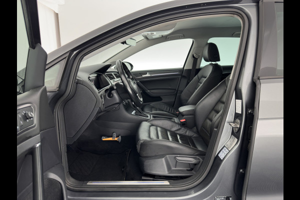 Volkswagen E-Golf {SOH-100%) Aut.* LUXURY-LEATHER | FULL-LED | NAVI-FULLMAP | CAMERA | HEATED-SPORTSEATS | ECC | PDC | CARPLAY | CRUISE | PRIVACY-GLASS | DIGI-COCKPIT | AMBIENT-LIGHT | CCS-FASTLOADER | 19''ALU*